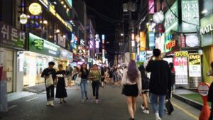 What to do in Seoul at night